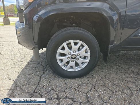 Used 2024 Toyota Tacoma SR RWD image 4