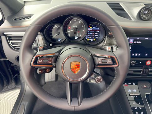 New 2026 Porsche Macan GTS image 17