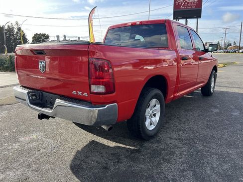 Used 2017 RAM 1500 ST w/ SXT Appearance Group image 5