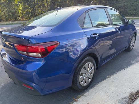 Used 2019 Kia Rio S image 5