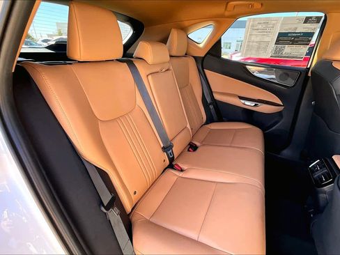 Certified 2025 Lexus NX 250 Premium w/ Accessory Package (Z1) image 20