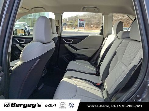 Used 2022 Subaru Forester image 12