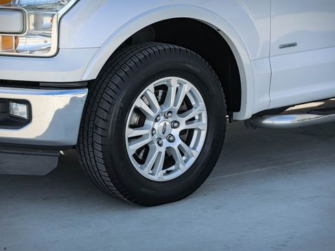 Used 2015 Ford F150 Lariat w/ Equipment Group 501A Mid image 32