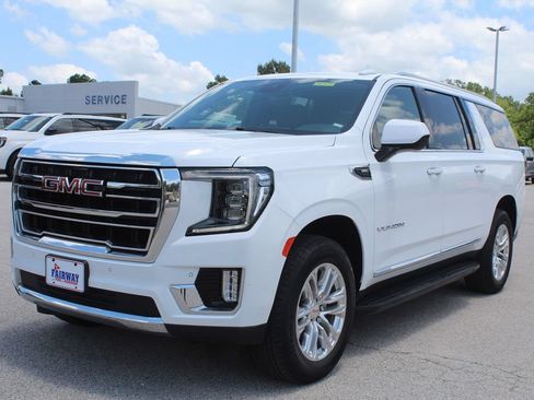 Used 2024 GMC Yukon XL SLT RWD image 5