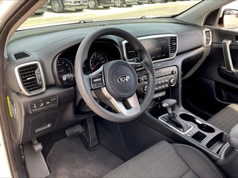 Used 2022 Kia Sportage LX w/ LX AWD Value Edition Package image 18