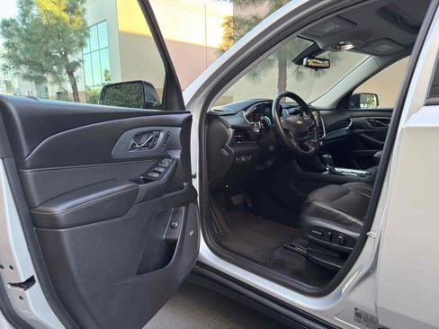 Used 2018 Chevrolet Traverse Premier w/ Redline Edition image 30