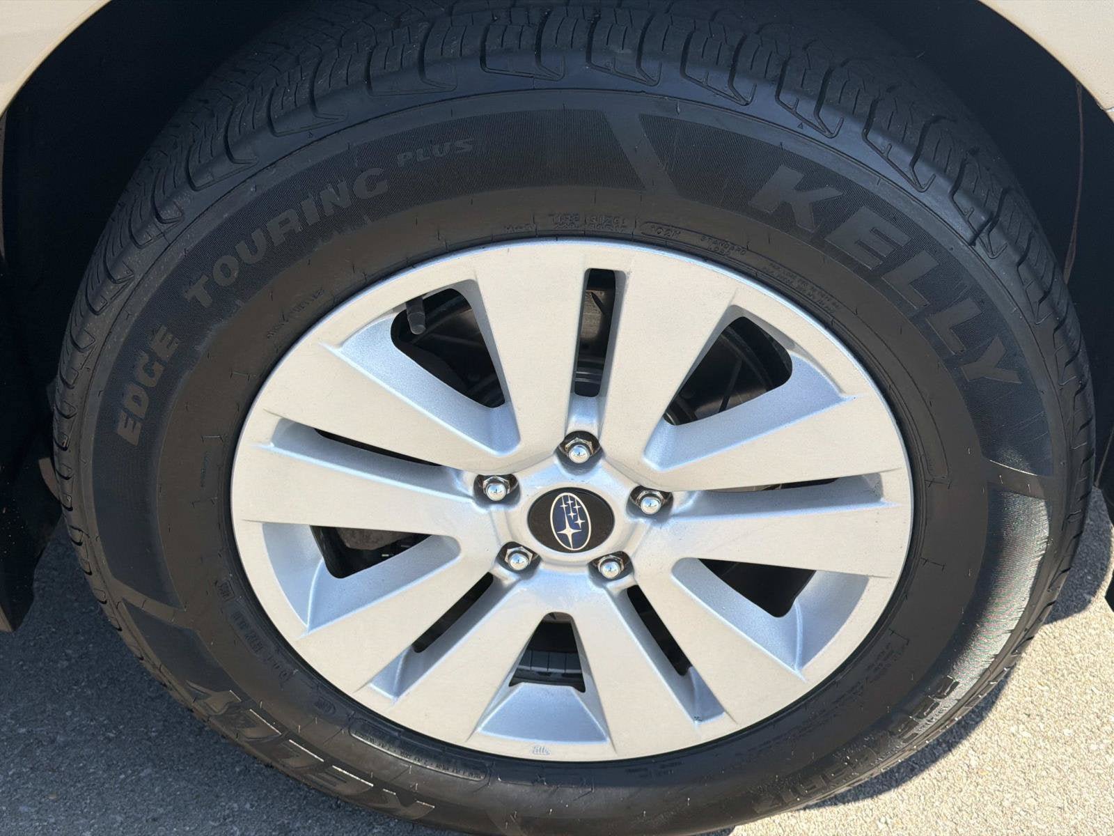 Used 2018 Subaru Outback 2.5i Premium AWD/4WD image 9
