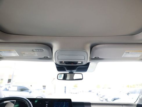 Used 2025 Ford Expedition Platinum w/ Driver's Package image 31