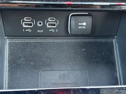 Certified 2024 Jeep Grand Cherokee Laredo w/ Luxury Tech Group I AWD/4WD image 38