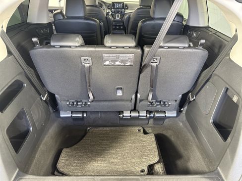 Certified 2024 Honda Odyssey Touring image 25