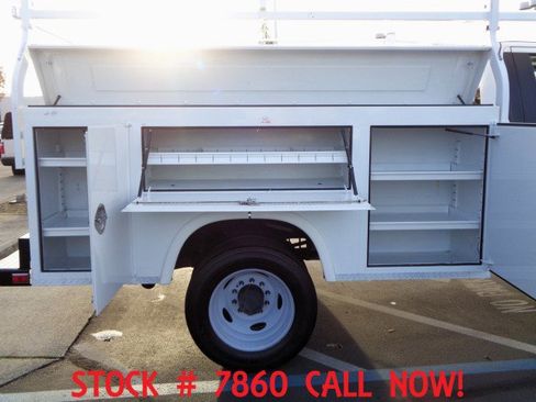 Used 2018 Ford F550 2WD Regular Cab Super Duty image 8