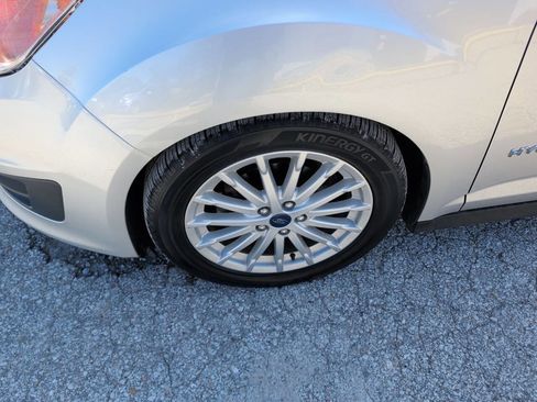 Used 2016 Ford C-MAX SE image 10