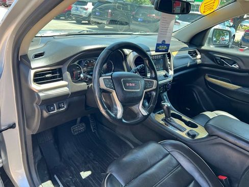 Used 2017 GMC Acadia Denali w/ Technology Package AWD/4WD image 20