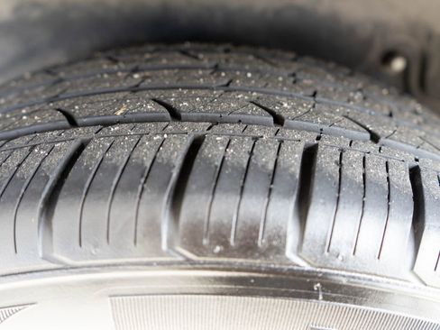 Used 2019 Toyota Highlander SE image 37