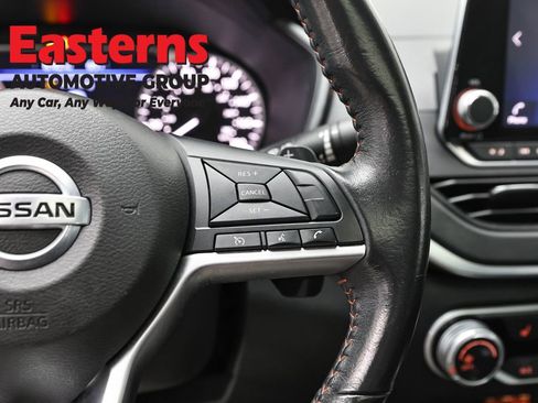 Used 2022 Nissan Altima 2.0 SR image 16