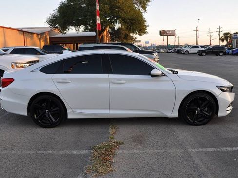 Used 2020 Honda Accord Sport image 6