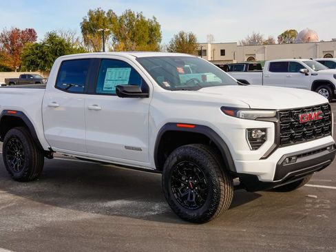 New 2026 GMC Canyon Elevation w/ Convenience Package RWD image 6