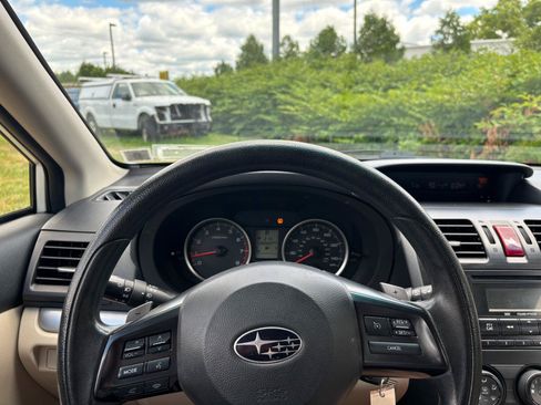 Used 2013 Subaru Crosstrek 2.0i Premium w/ Popular Pkg 1 AWD/4WD image 11