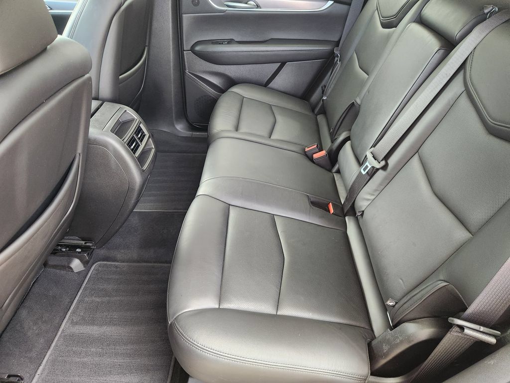 Used 2019 Cadillac XT5 Luxury FWD image 30