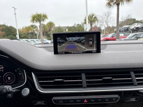 Used 2019 Audi Q7 3.0T Prestige w/ Prestige Package image 25