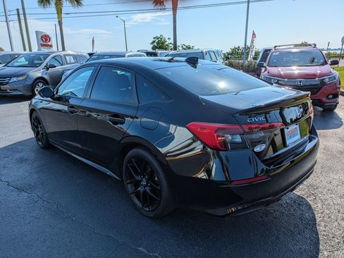 Used 2024 Honda Civic Sport image 6