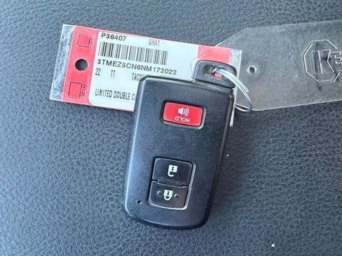 Used 2022 Toyota Tacoma Limited image 52