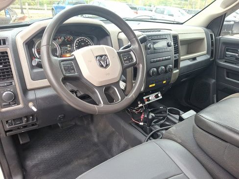 Used 2012 RAM 5500 4x4 Regular Cab w/ PWR & Remote Entry Group image 11