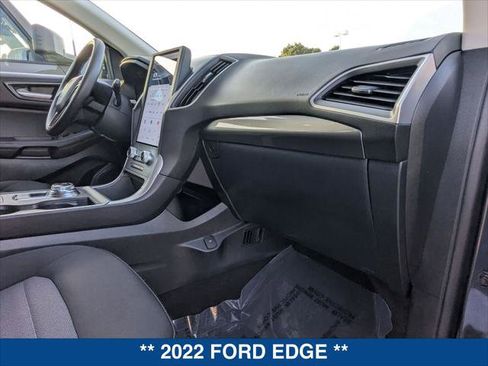 Used 2022 Ford Edge SE w/ Black Appearance Package AWD/4WD image 22