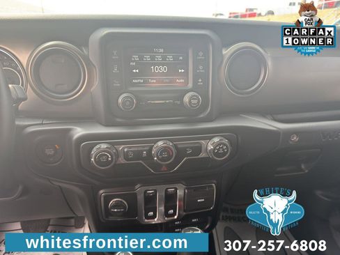 Used 2019 Jeep Wrangler Sport image 13