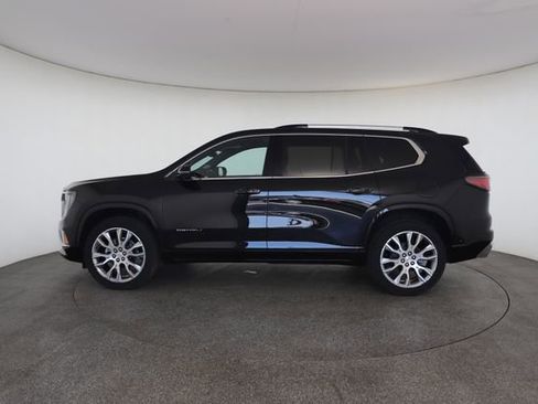 Used 2025 GMC Acadia Denali w/ Super Cruise Package FWD image 7