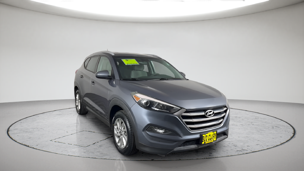 Used 2016 Hyundai Tucson SE w/ Option Group 02 FWD image 3
