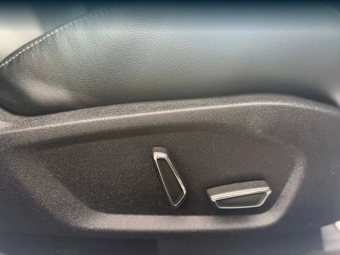 Used 2020 Ford Fusion Titanium FWD image 13