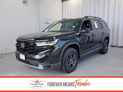 Used 2025 Honda Pilot TrailSport