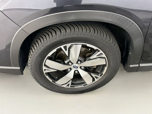 Used 2019 Subaru Forester Touring image 11