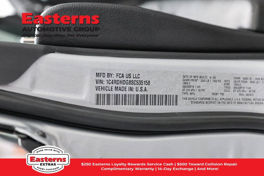 Used 2025 Dodge Durango GT RWD image 34