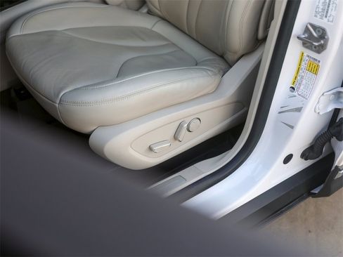 Used 2019 Lincoln MKC Reserve w/ MKC Technology Package image 18