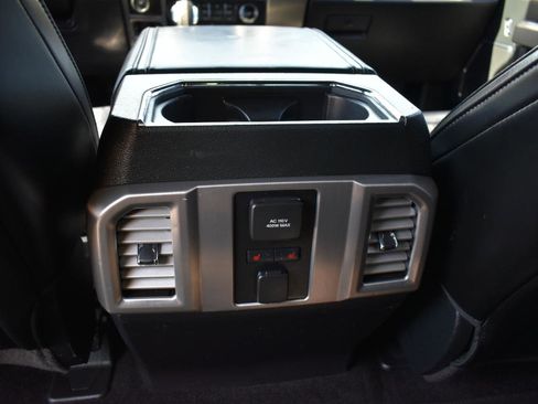 Used 2016 Ford F150 Platinum w/ Equipment Group 701A Luxury image 23