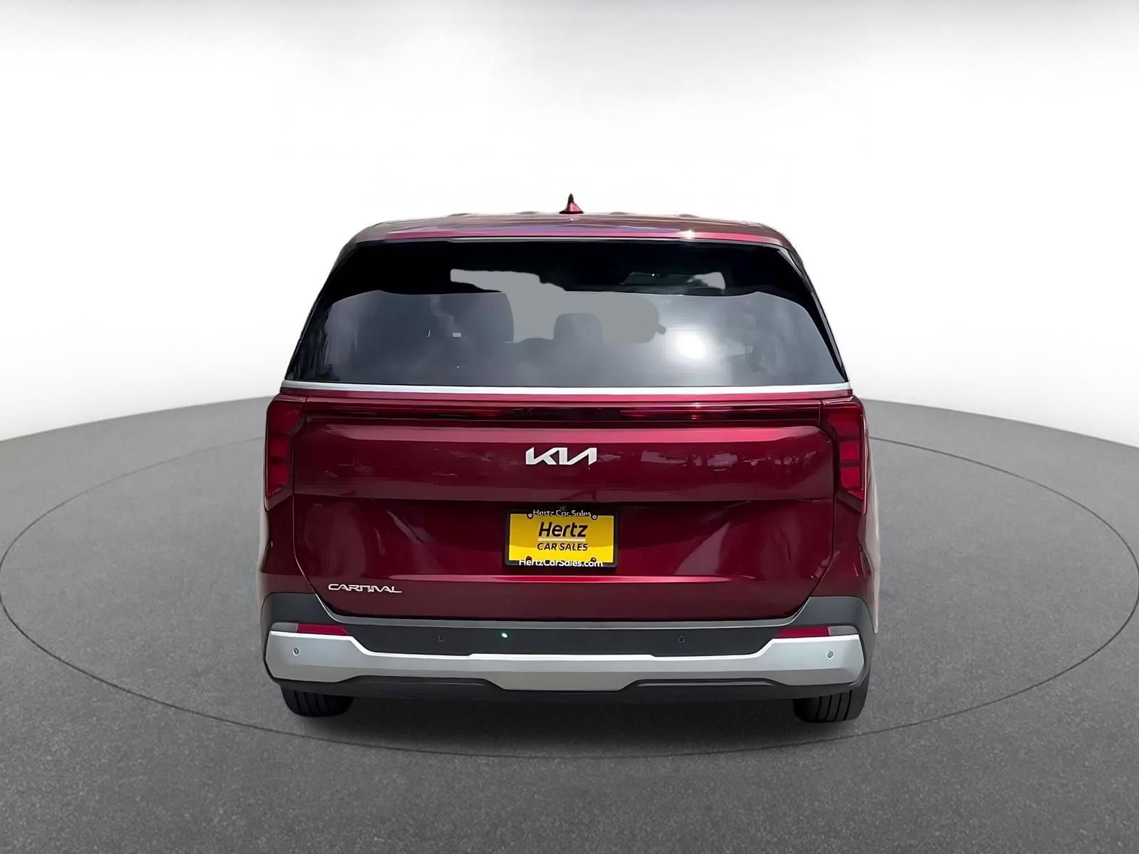 Used 2026 Kia Carnival FWD image 12