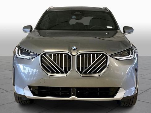 Used 2026 BMW X3 xDrive30i w/ Premium Package AWD/4WD image 3