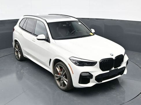 Used 2021 BMW X5 M50i AWD/4WD image 27