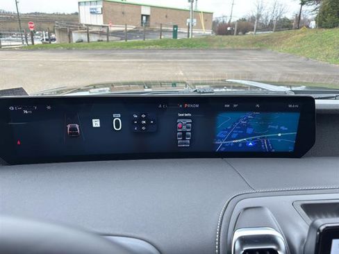 New 2026 Ford Expedition Platinum image 25