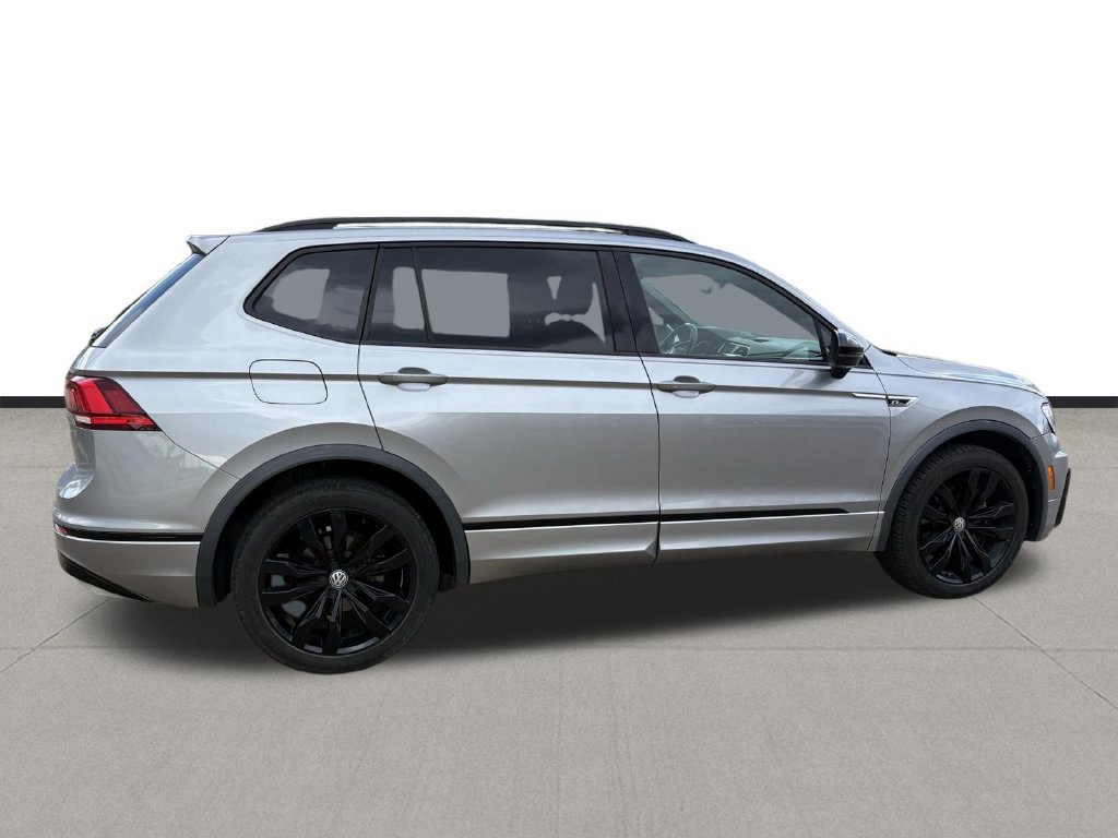 Used 2020 Volkswagen Tiguan SE R-Line FWD image 6