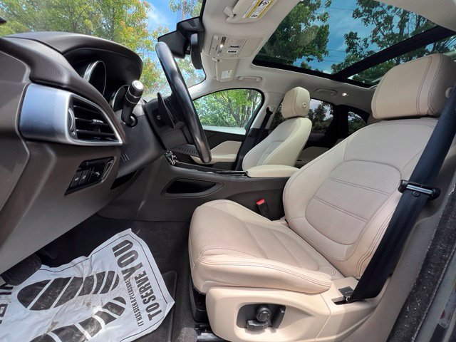 Used 2018 Jaguar F-PACE Prestige AWD/4WD image 44