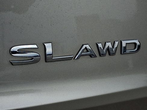 Certified 2022 Nissan Rogue SL w/ SL Premium Package image 32