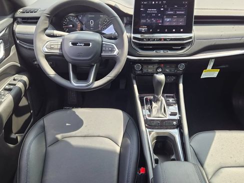 New 2026 Jeep Compass Limited AWD/4WD image 18