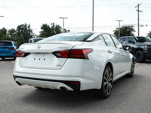 Used 2019 Nissan Altima 2.5 Platinum AWD/4WD image 6
