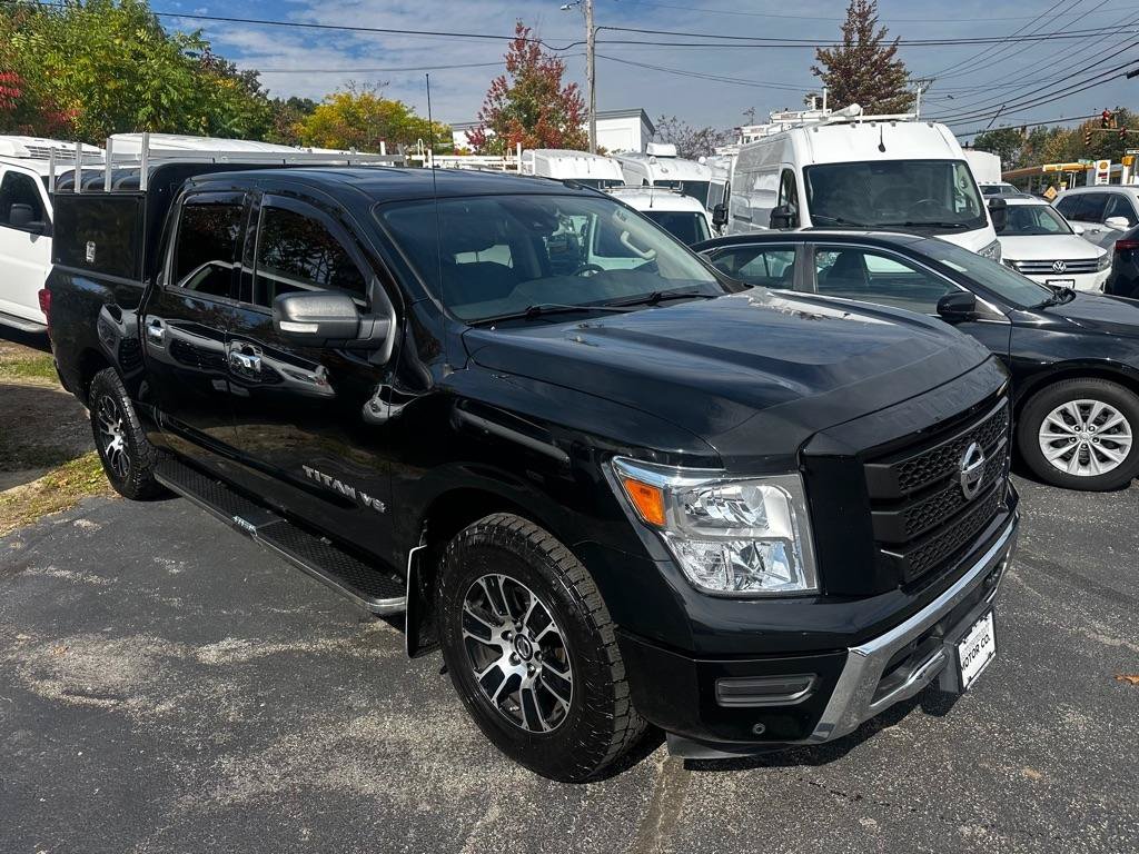 Used 2020 Nissan Titan SV w/ SV Convenience Package RWD image 6