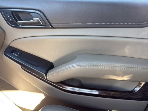 Used 2016 GMC Yukon SLT w/ Open Road Package image 24