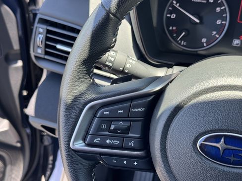 Used 2025 Subaru Outback Premium AWD/4WD image 19