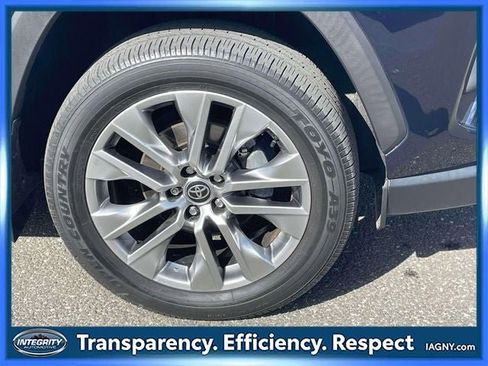 Used 2023 Toyota RAV4 XLE Premium AWD/4WD image 9
